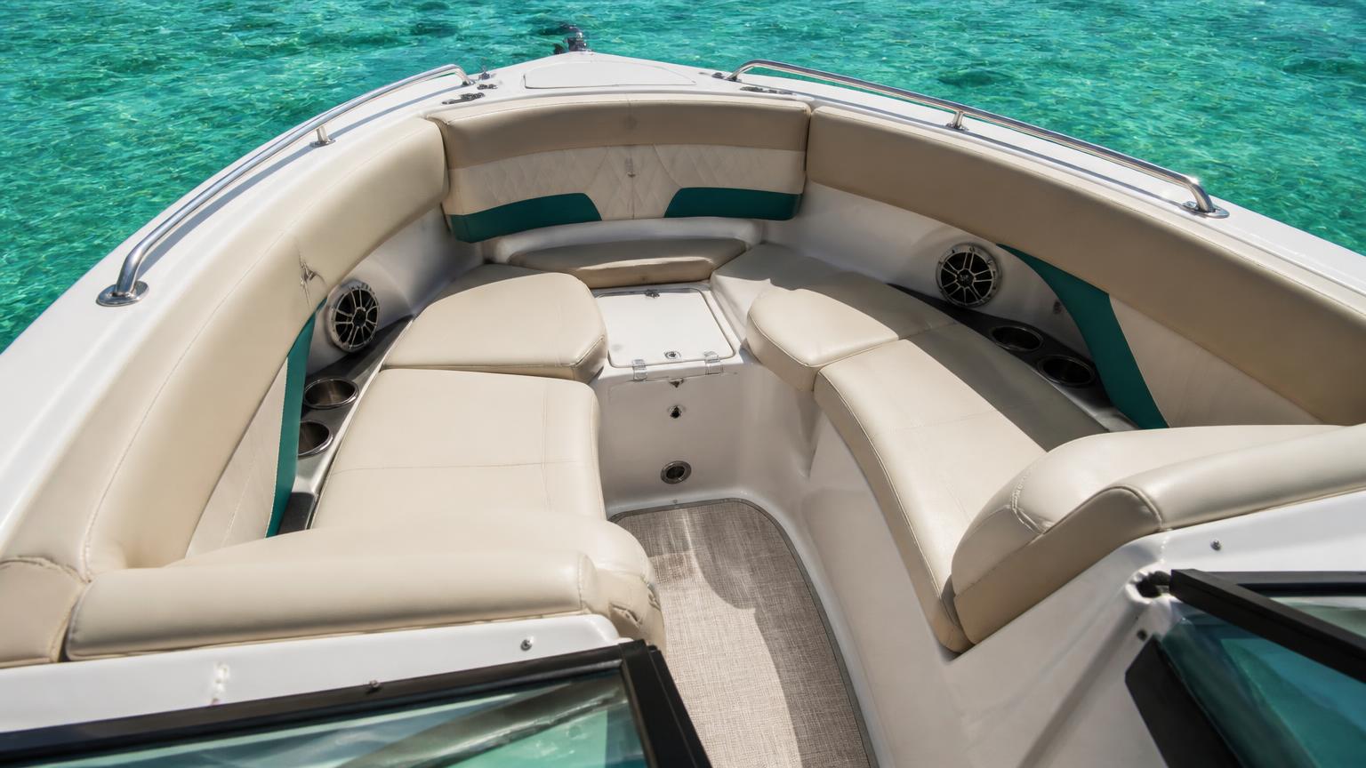 MasterCraft X24 Bowrider Amazing Photo by www.BOWRIDER-BOATS.com — MasterCraft X24 bowrider boat, on the water, 24.0 ft fibreglass hull with inboard propulsion. Images Created by www.Bowrider-Boats.com
