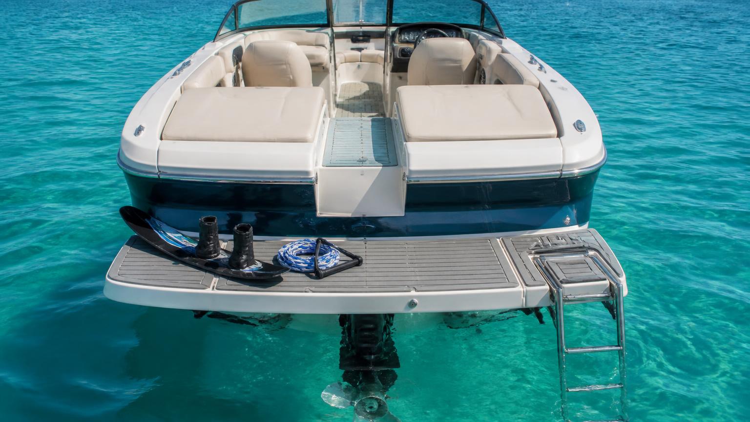 Quicksilver Activ 605 Bowrider Amazing Photo by www.BOWRIDER-BOATS.com — Quicksilver Activ 605 Bowrider bowrider boat, on the water, 19.9 ft fibreglass hull with outboard propulsion. Images Created by www.Bowrider-Boats.com