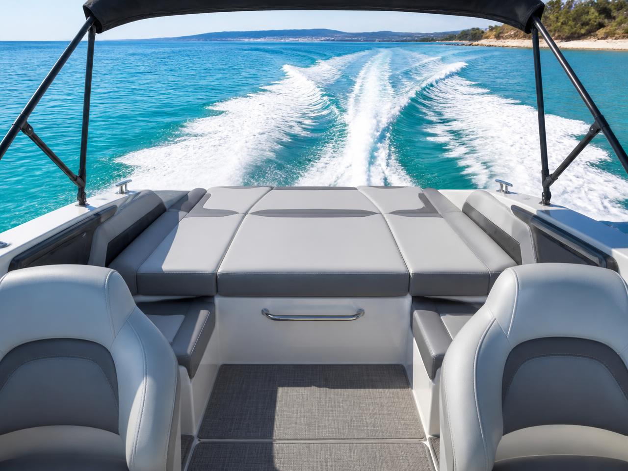 Bayliner Bowrider Amazing Photo by www.BOWRIDER-BOATS.com — Bayliner Bowrider Boats — bowrider boat. Images Created by www.Bowrider-Boats.com